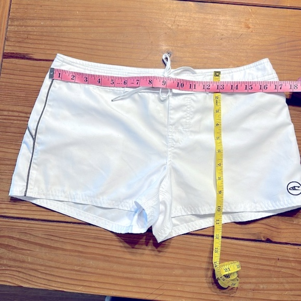 O’Neill Women’s Saltwater Solid Boardshorts 5’’ Inseam. - Picture 7 of 7